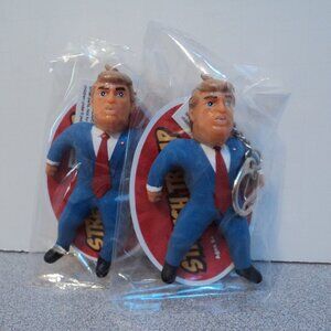 2pc New Donald Trump "Stretch the Truth" Key Chain President Collectible Sealed